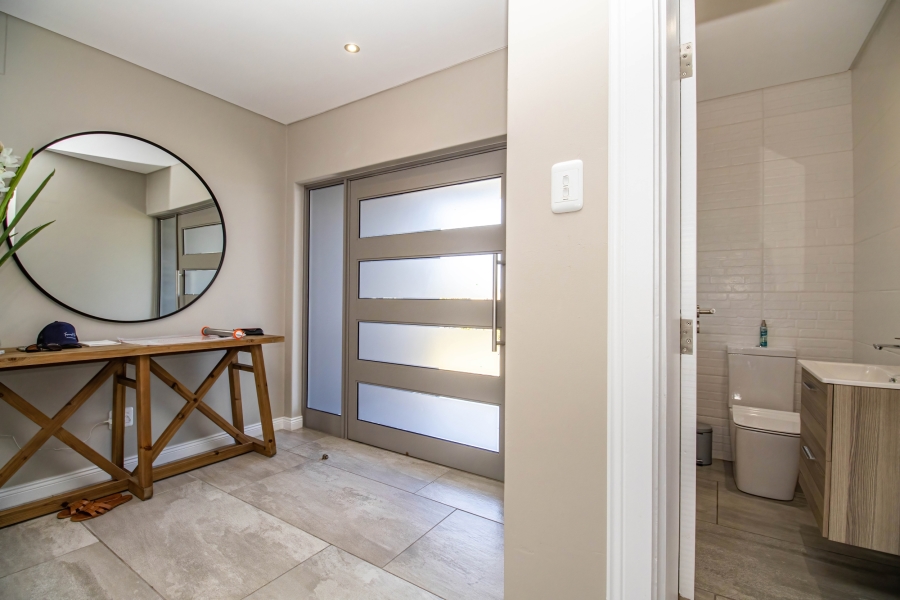 4 Bedroom Property for Sale in Oubaai Western Cape